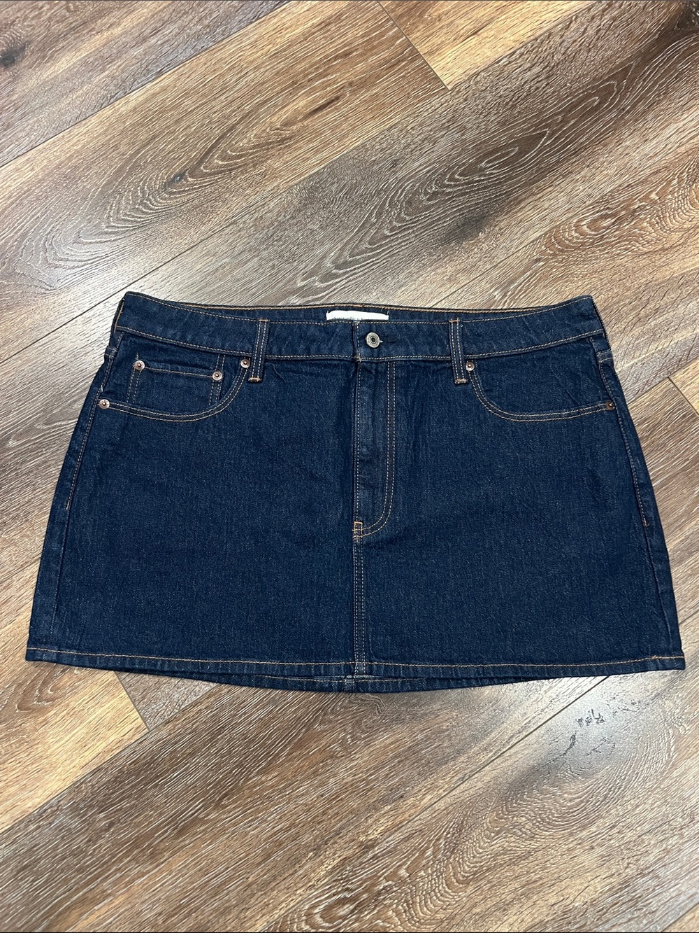 Abercrombie & Fitch Mid Rise Denim Mini Skirt - Picture 5 of 8